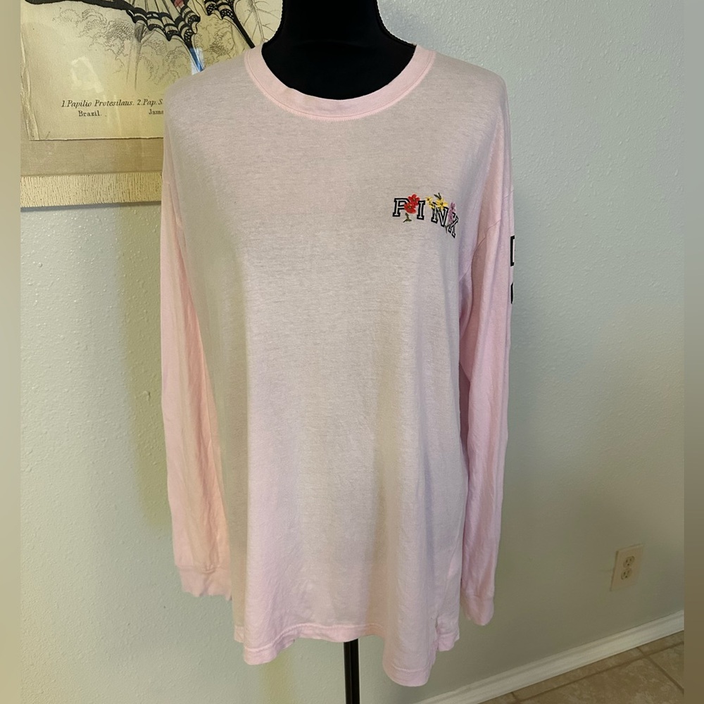 VS PINK CAMPUS TEE LONG SLEEVE TOP PINK ABOUT IT FLORAL SIZE M